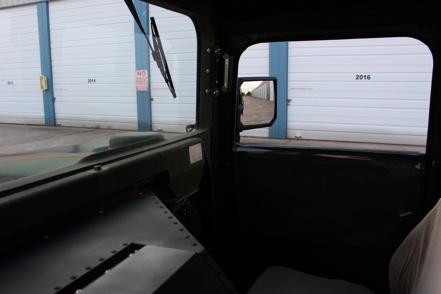 Body Mounted Side Mirrors - HMMWV® /HUMVEE®